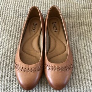 Born | Tan Ballerina Flats, Size 7.5